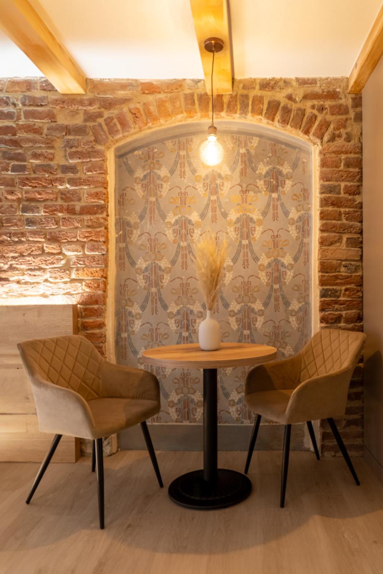 White Wolf Boutique Apartments Olomouc Eksteriør bilde