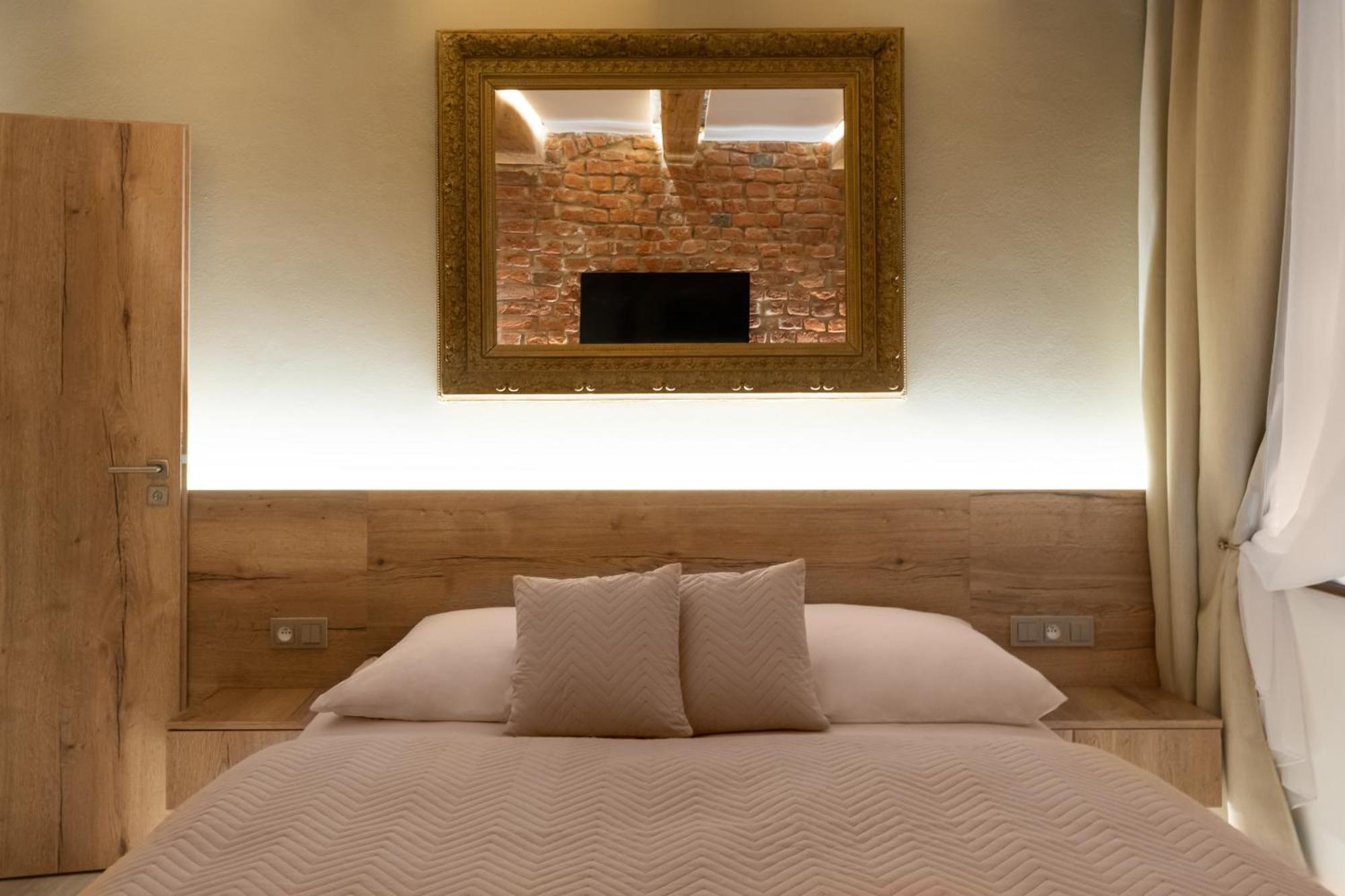 White Wolf Boutique Apartments Olomouc Eksteriør bilde