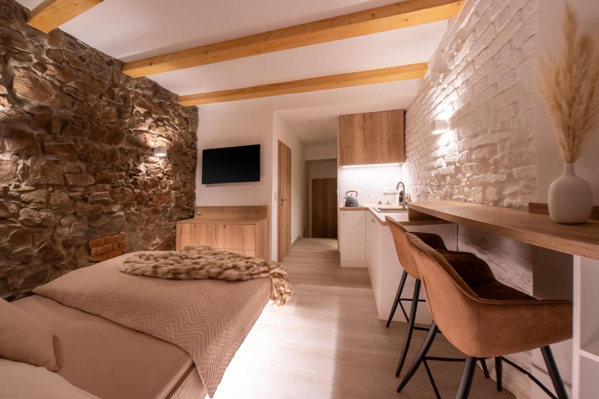 White Wolf Boutique Apartments Olomouc Eksteriør bilde