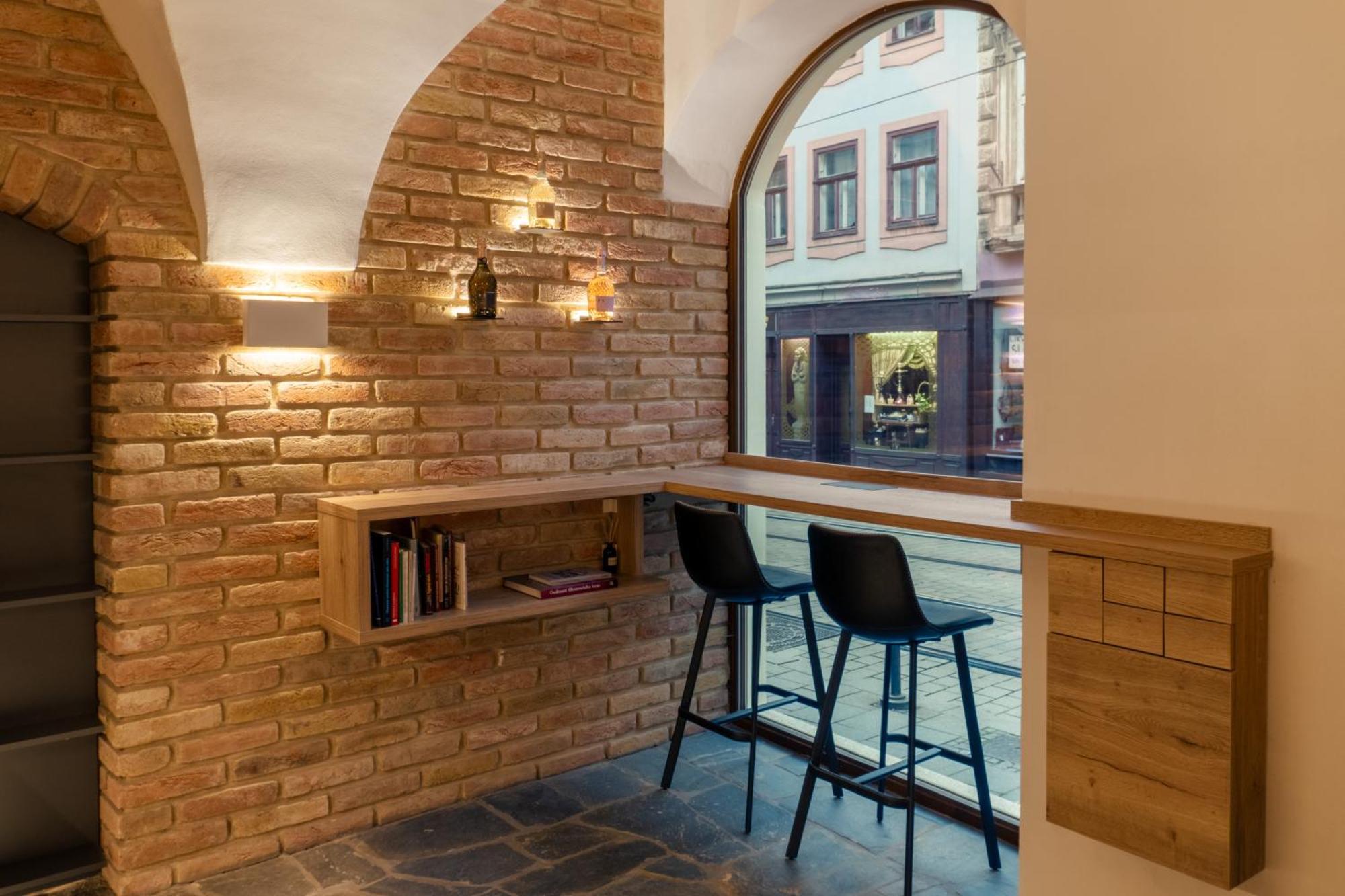 White Wolf Boutique Apartments Olomouc Eksteriør bilde