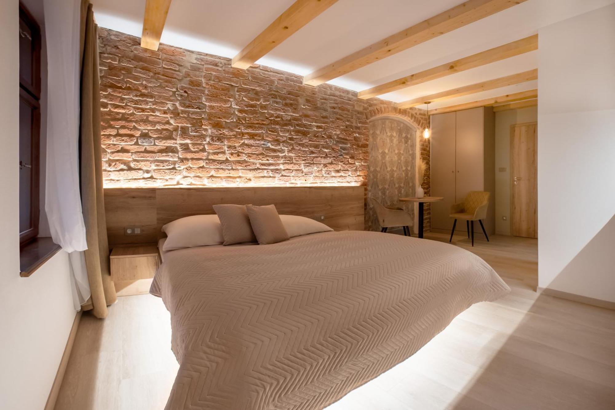 White Wolf Boutique Apartments Olomouc Eksteriør bilde