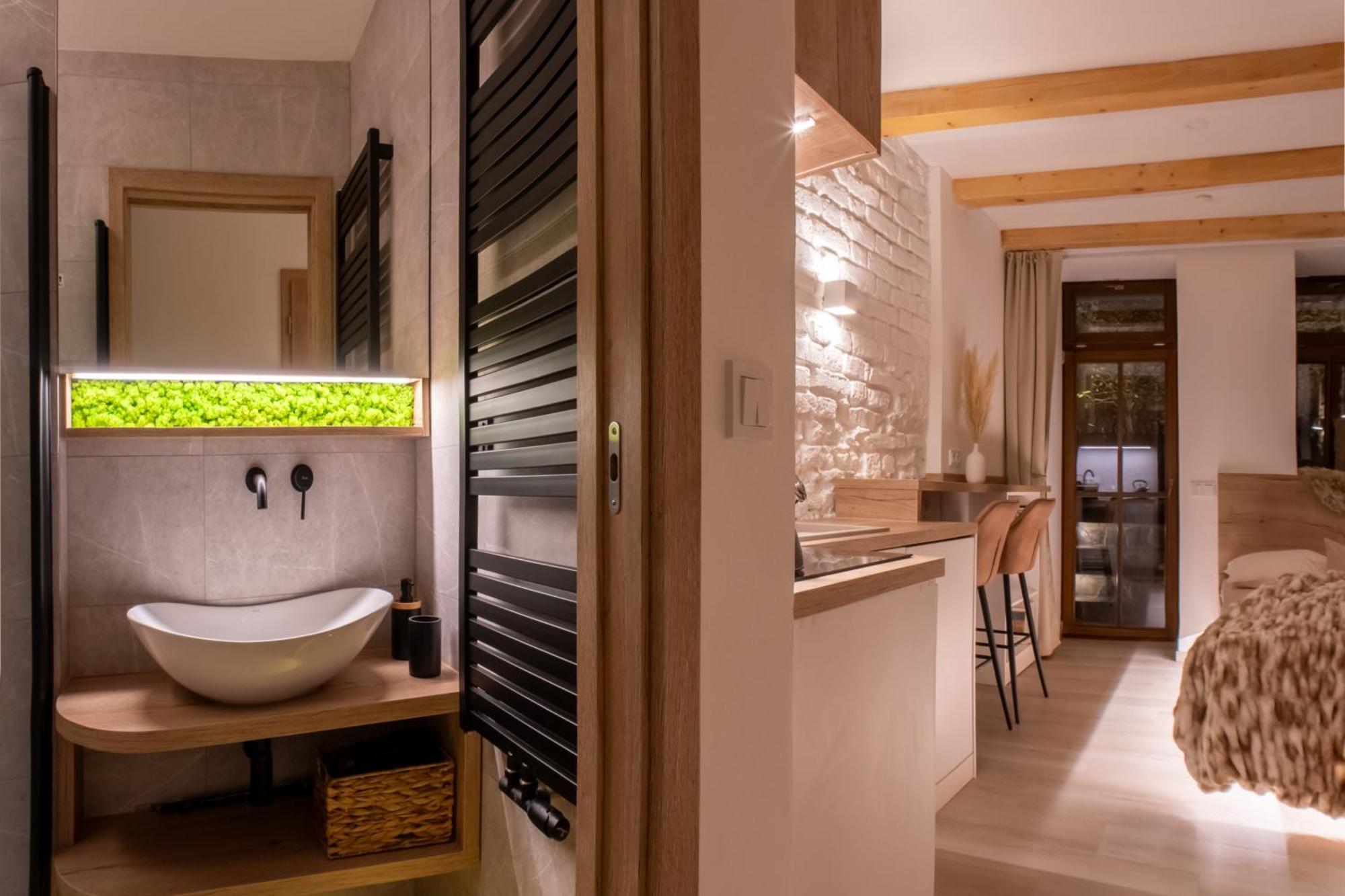 White Wolf Boutique Apartments Olomouc Eksteriør bilde